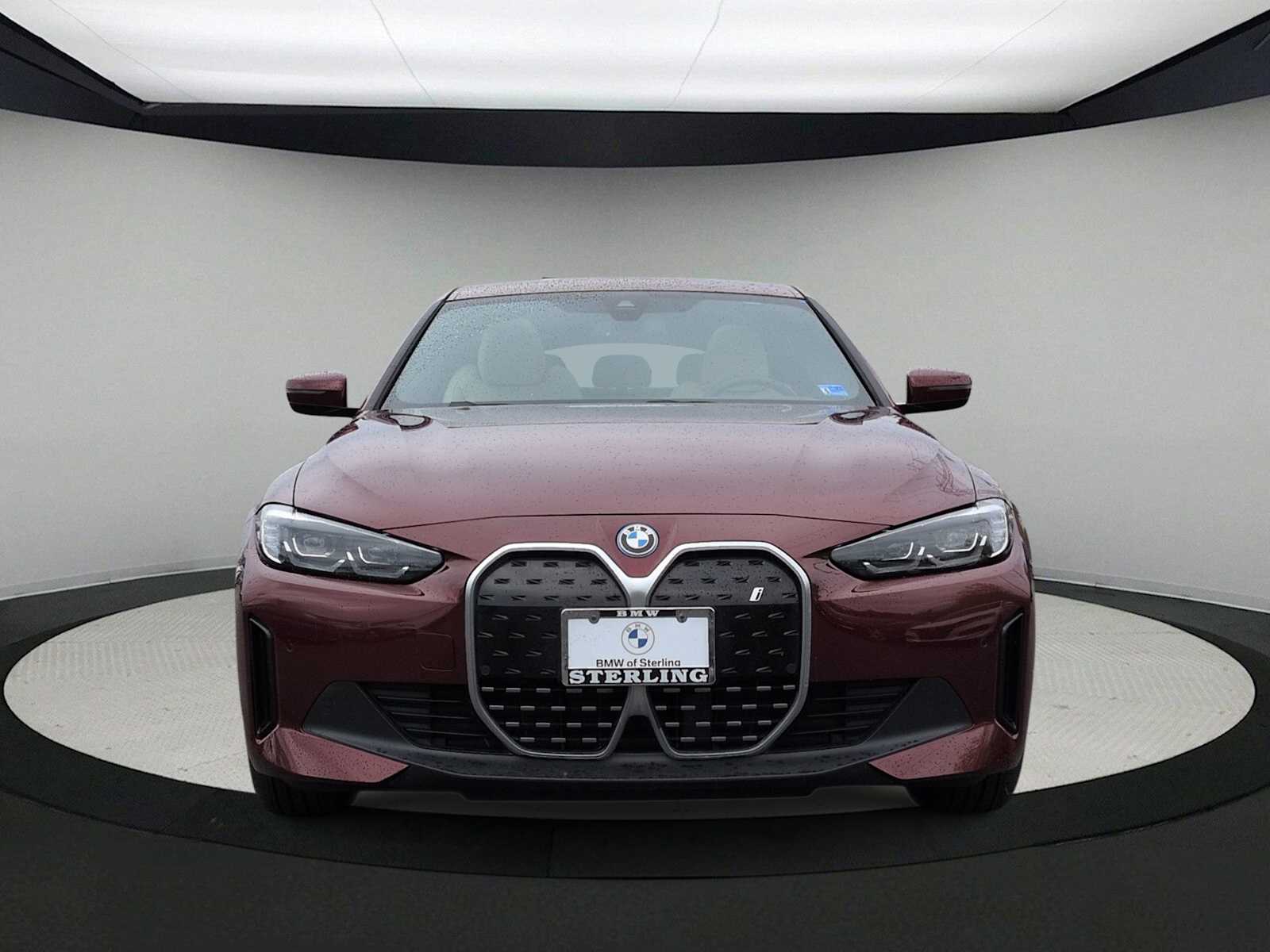 Thumbnail: 2023 BMW i4 - 3