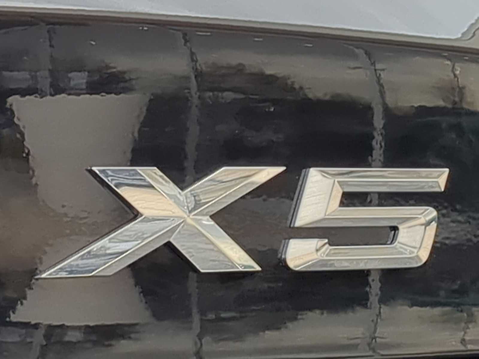 Thumbnail: 2026 BMW X5 - 13