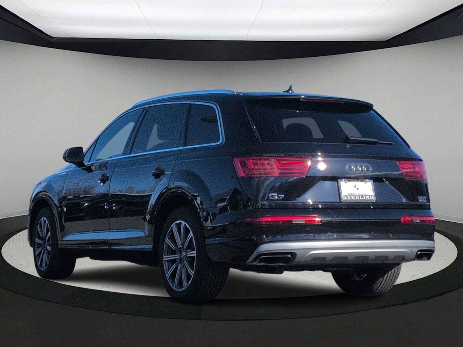 Thumbnail: 2017 Audi Q7 - 6