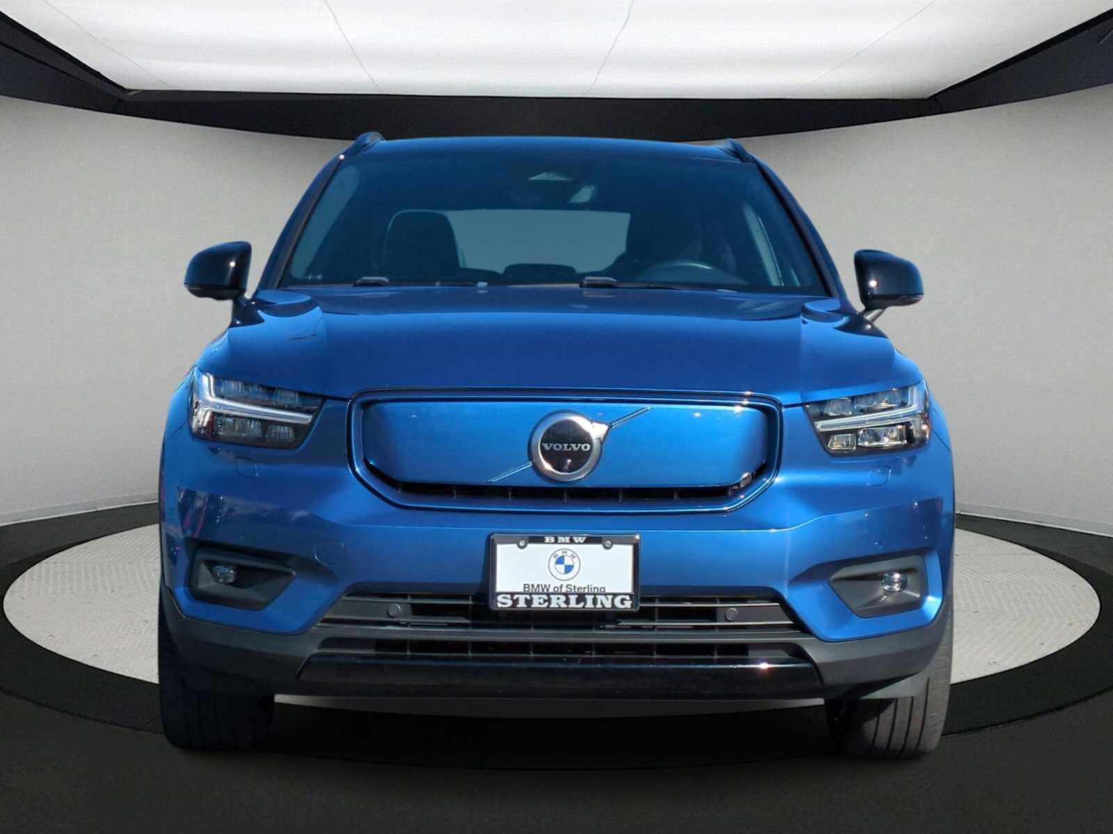 Thumbnail: 2021 Volvo XC40 - 3