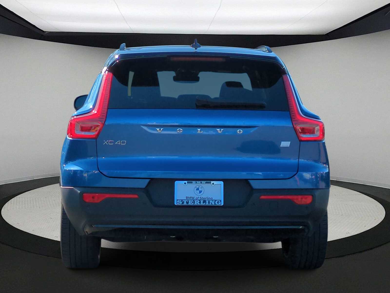 Thumbnail: 2021 Volvo XC40 - 7