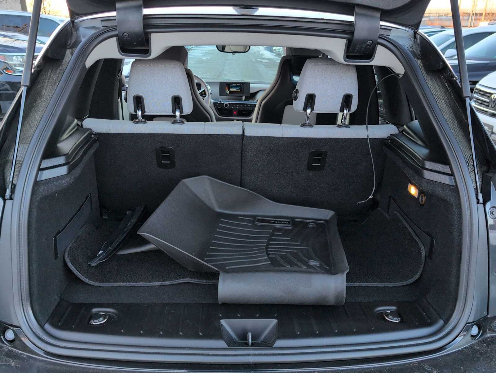 Thumbnail: 2015 BMW i3 - 30