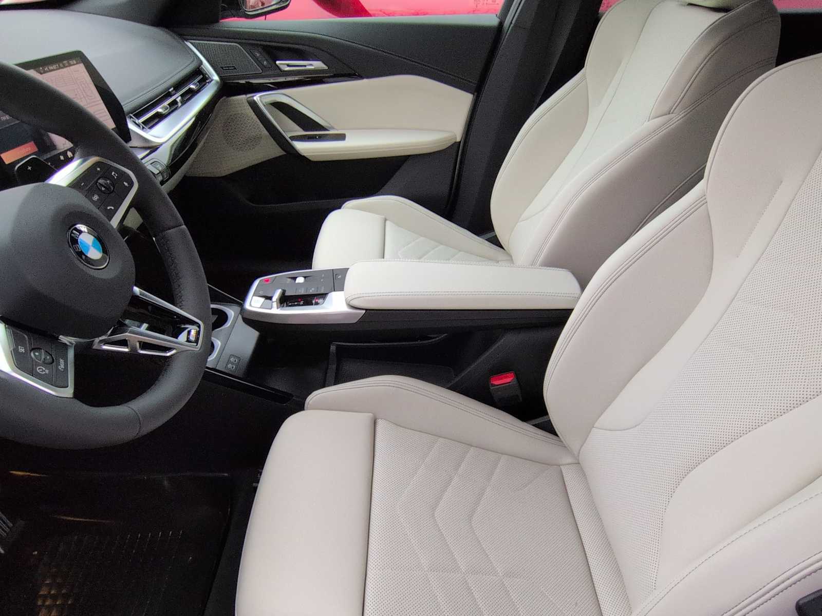 Thumbnail: 2026 BMW X1 - 10