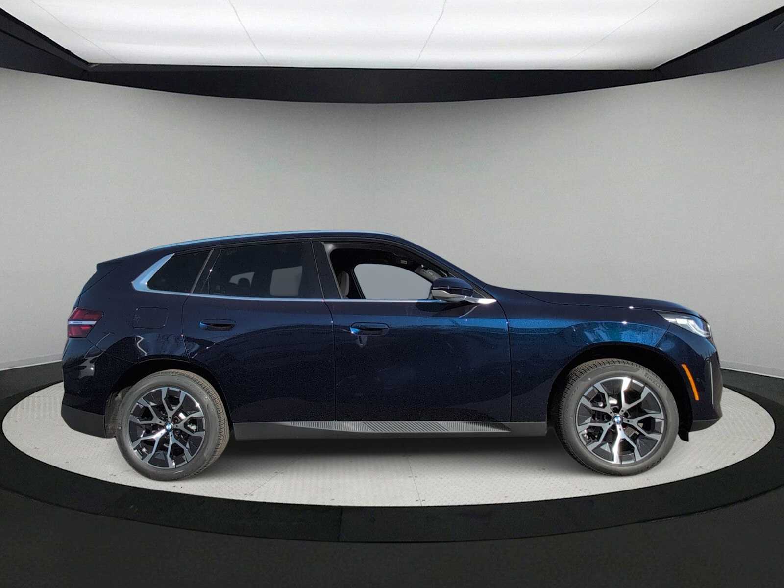 Thumbnail: 2026 BMW X3 - 9