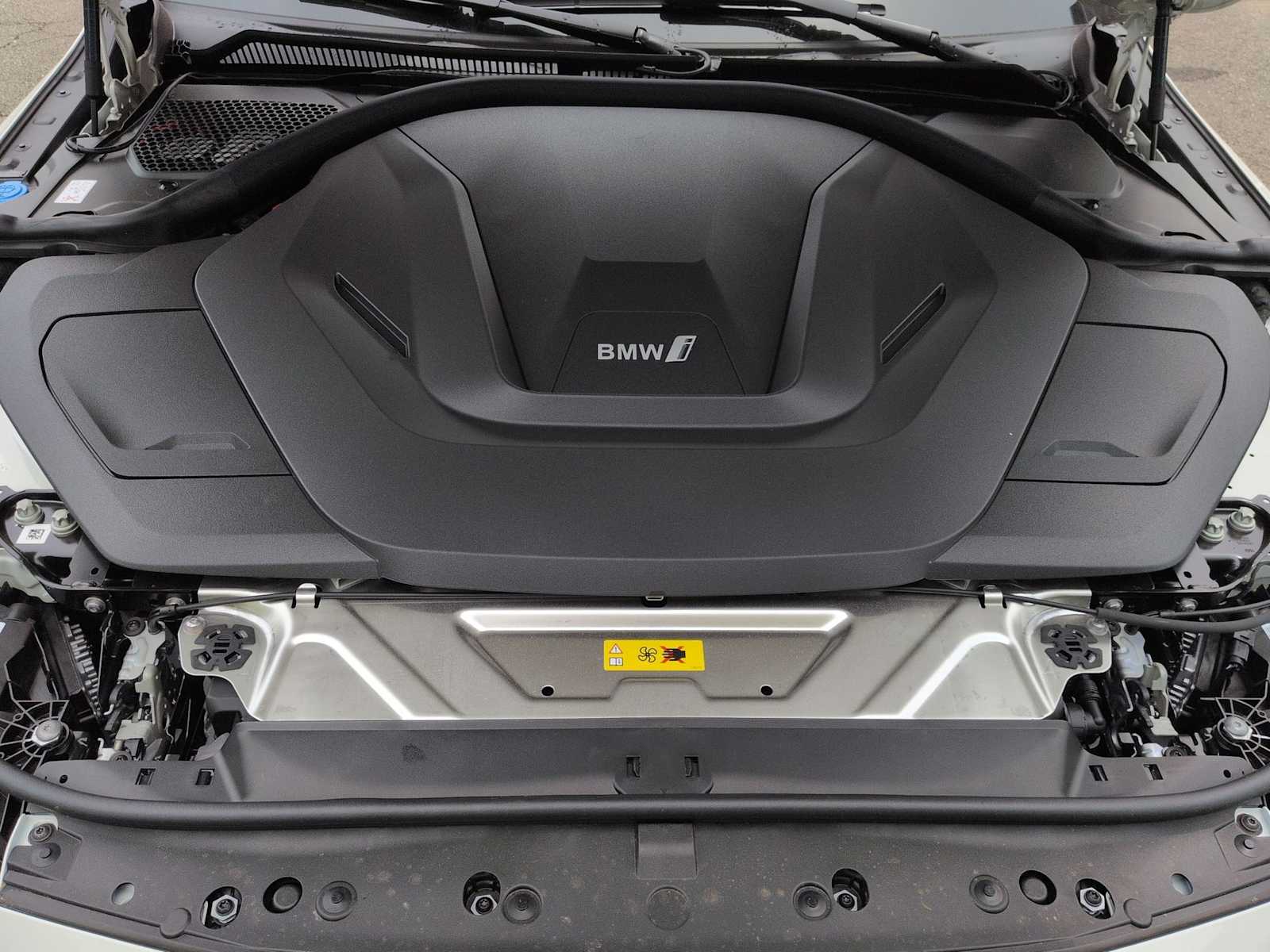 Thumbnail: 2026 BMW i4 - 15