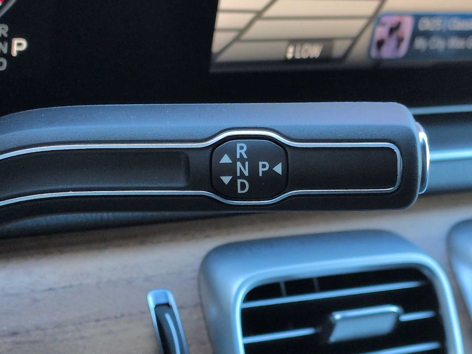 Thumbnail: 2025 Mercedes-Benz GLS - 35