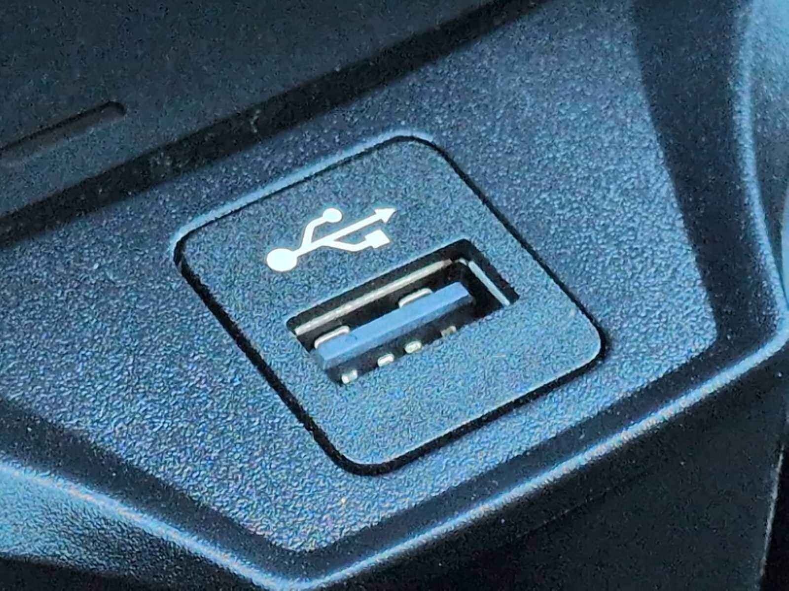 Thumbnail: 2026 BMW i4 - 33