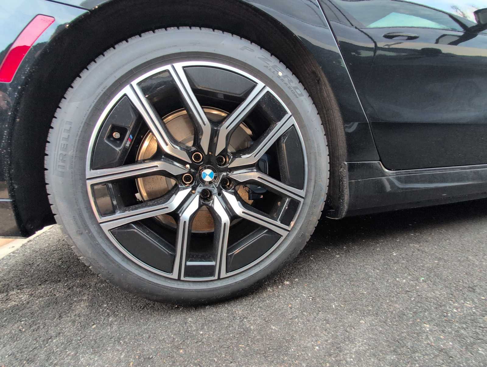 Thumbnail: 2026 BMW 7 Series - 14