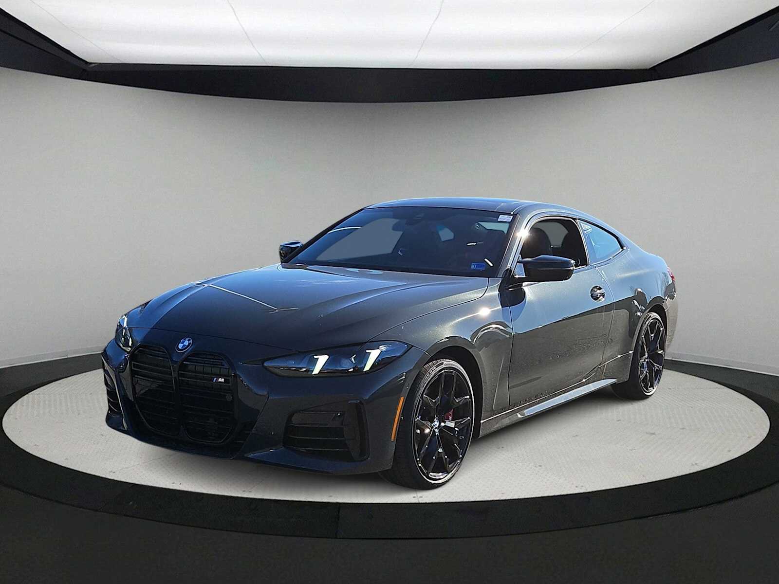 Thumbnail: 2026 BMW 4 Series - 4