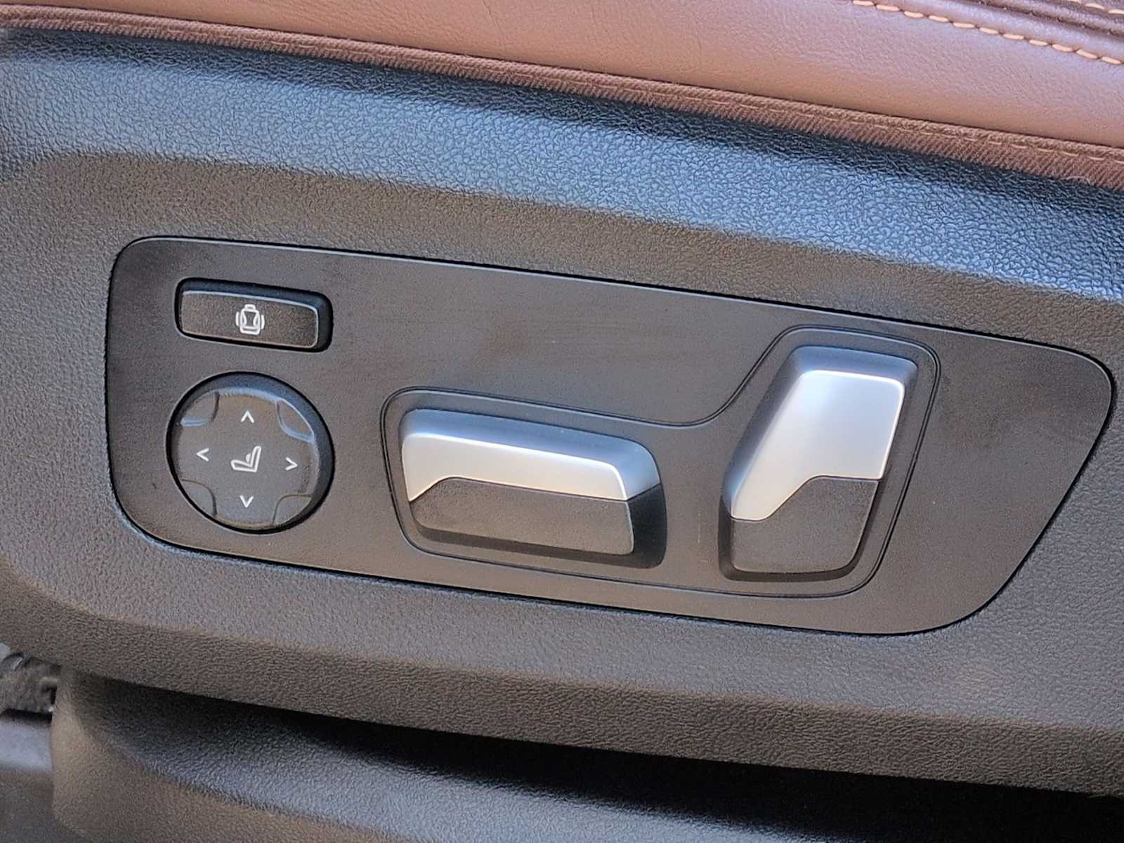 Thumbnail: 2023 BMW X5 - 18