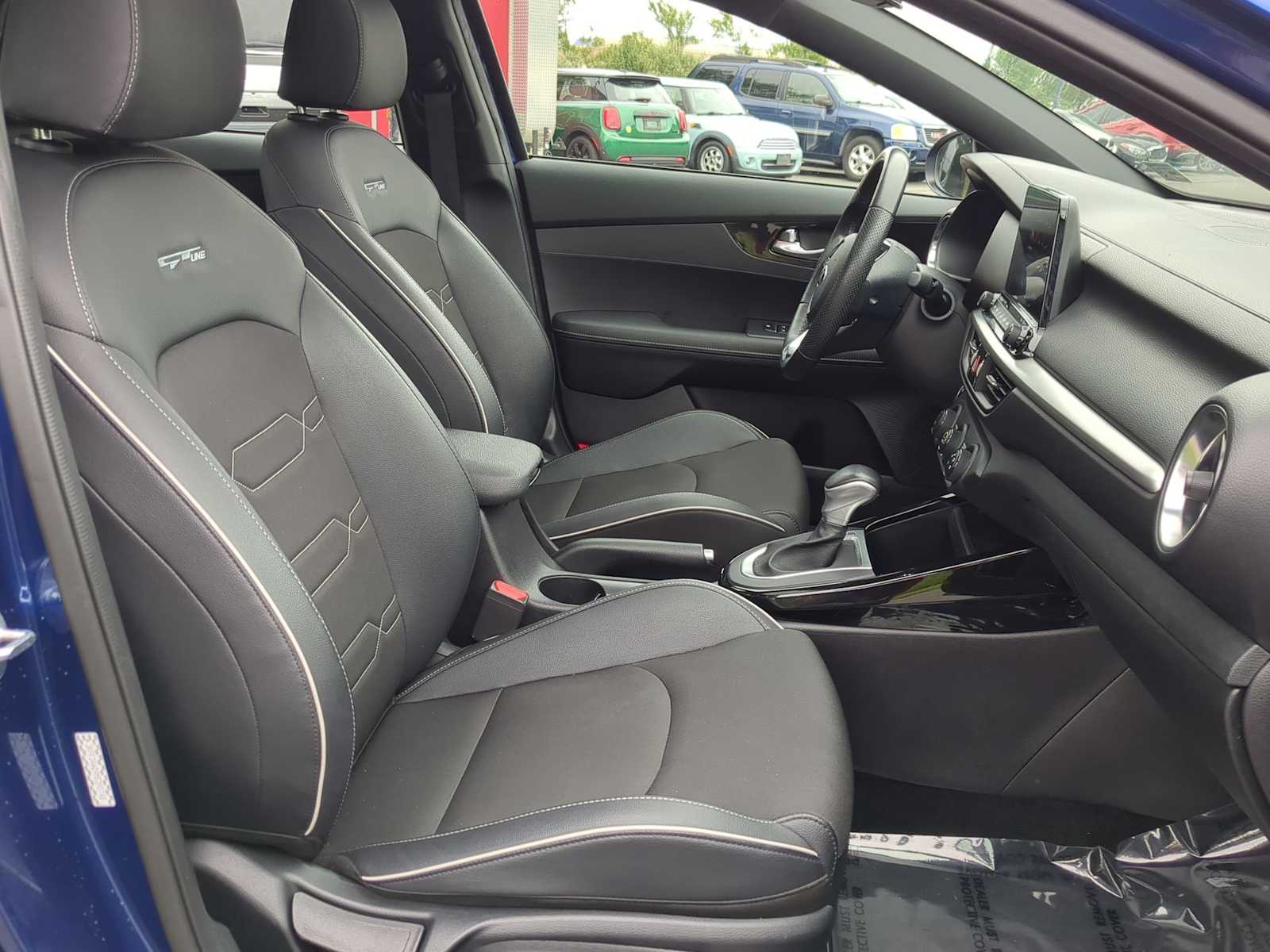 Thumbnail: 2021 Kia Forte - 24