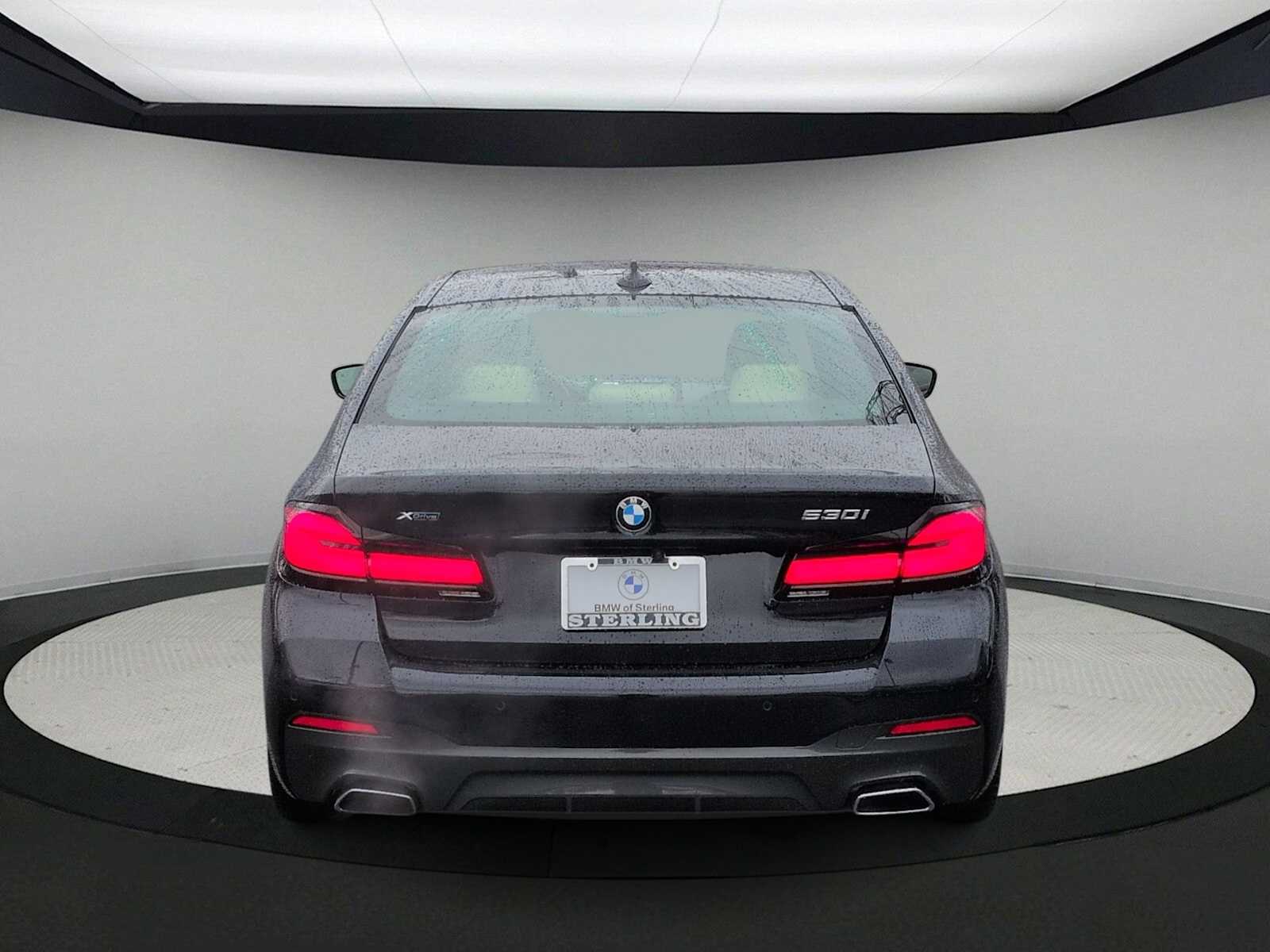 Thumbnail: 2023 BMW 5 Series - 7