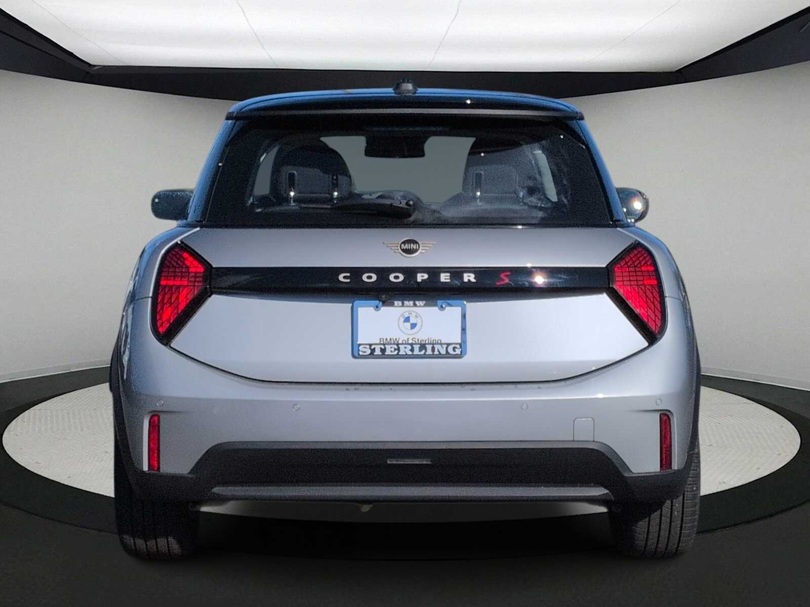 Thumbnail: 2025 MINI Cooper Hardtop - 7