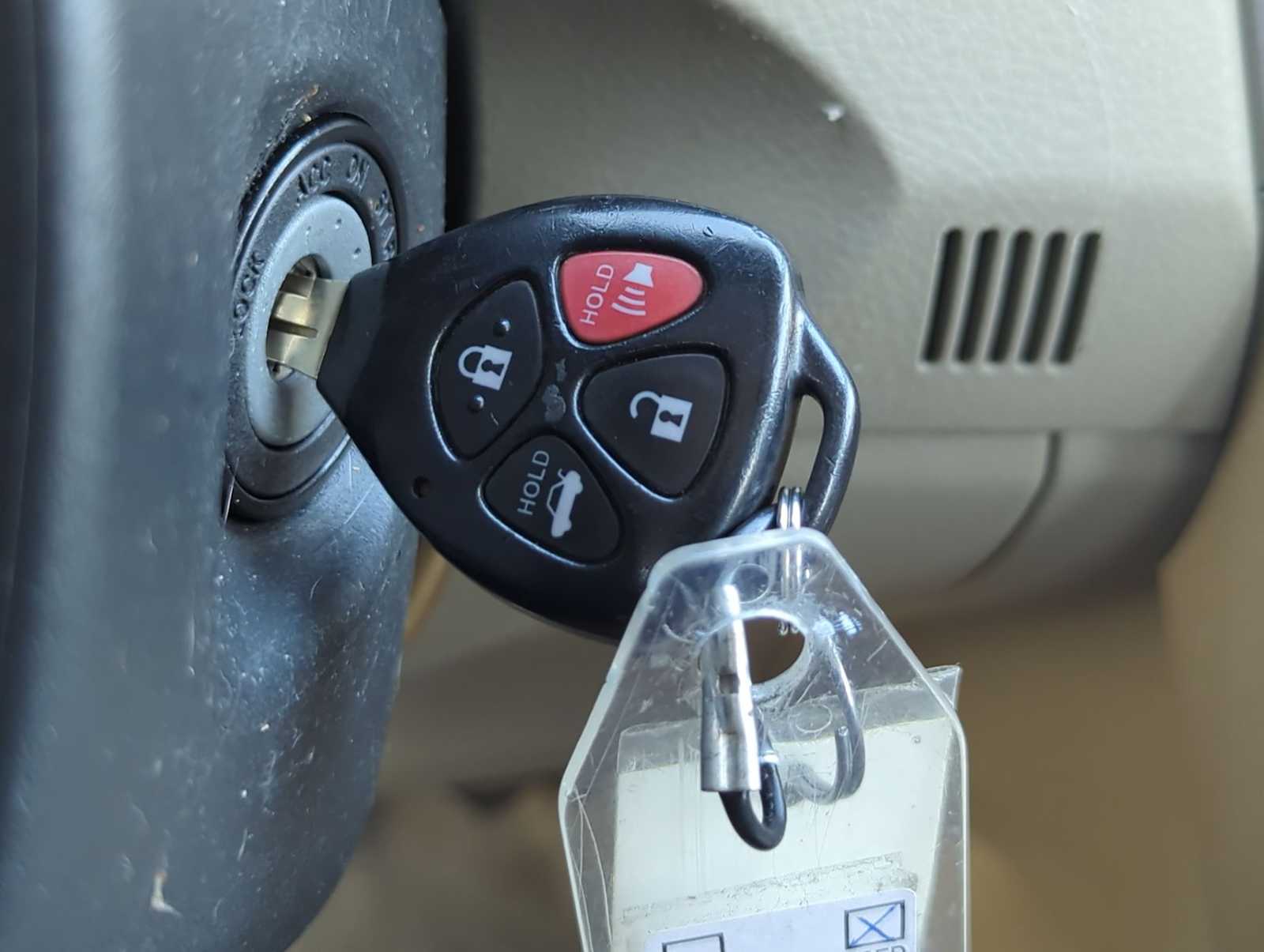 Thumbnail: 2011 Toyota Corolla - 31