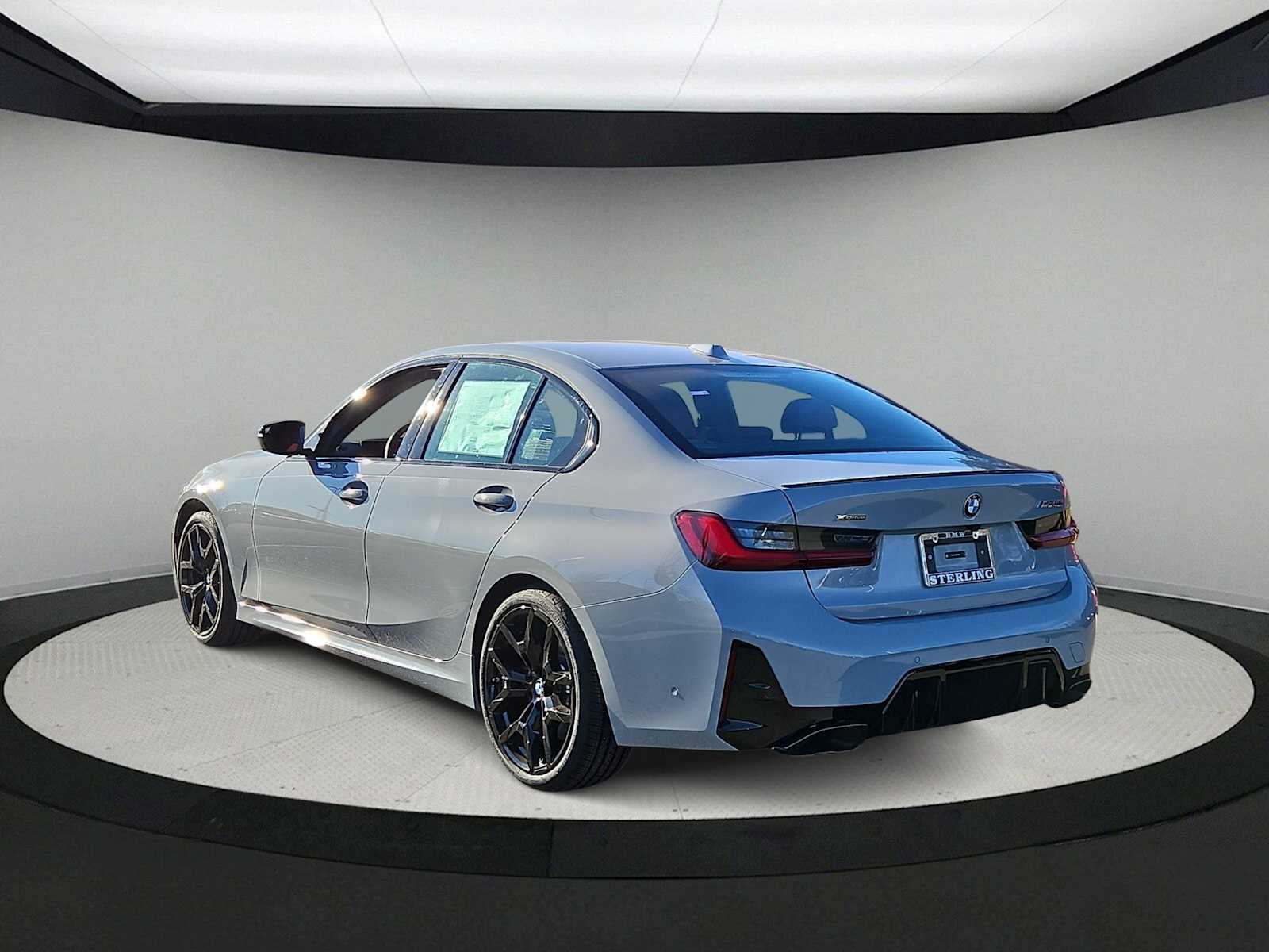 Thumbnail: 2026 BMW 3 Series - 6