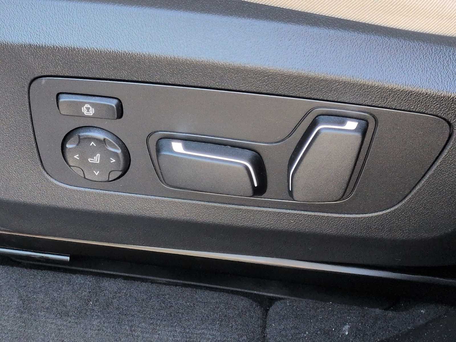 Thumbnail: 2026 BMW X3 - 18