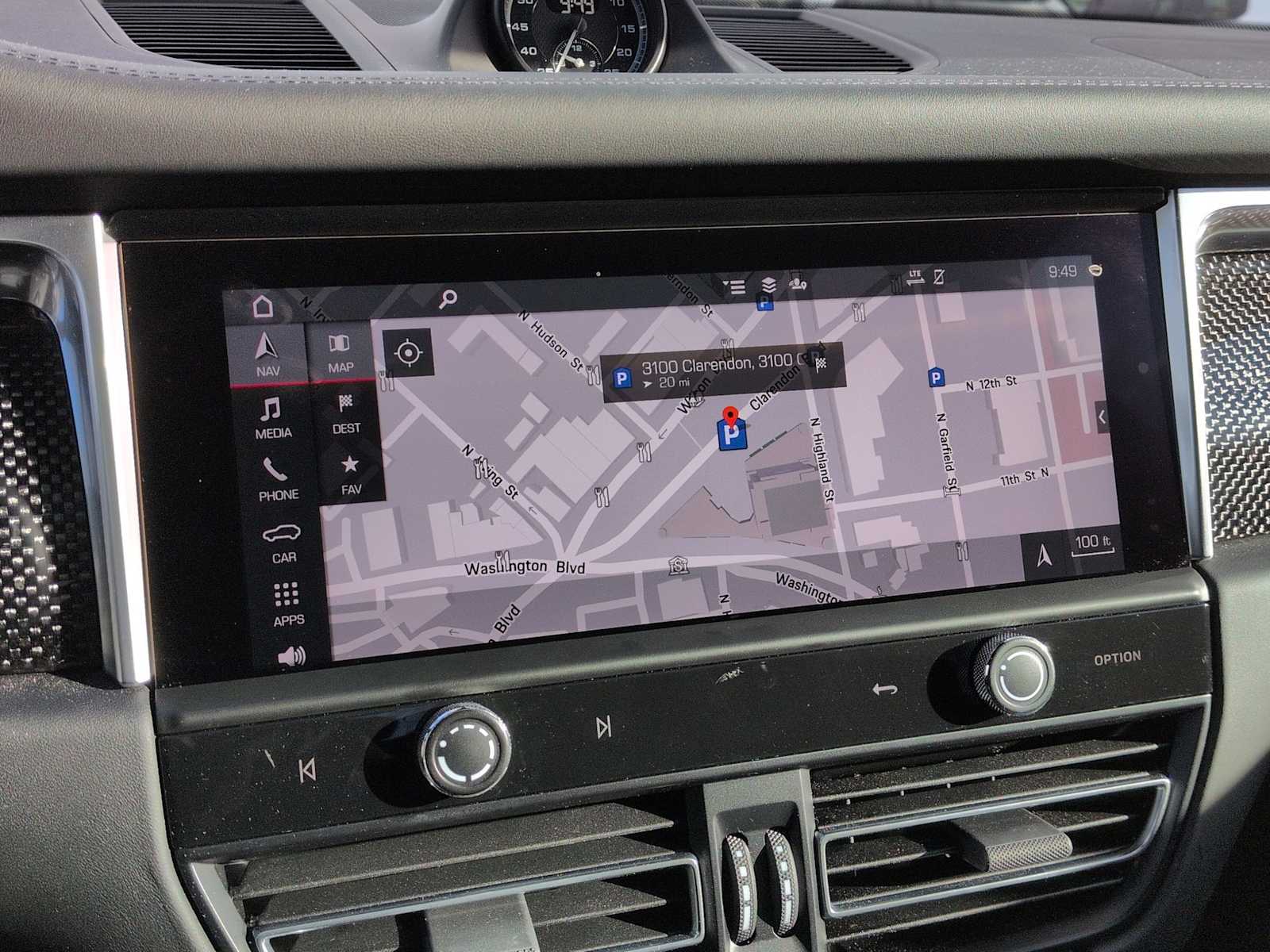 Thumbnail: 2023 Porsche Macan - 20