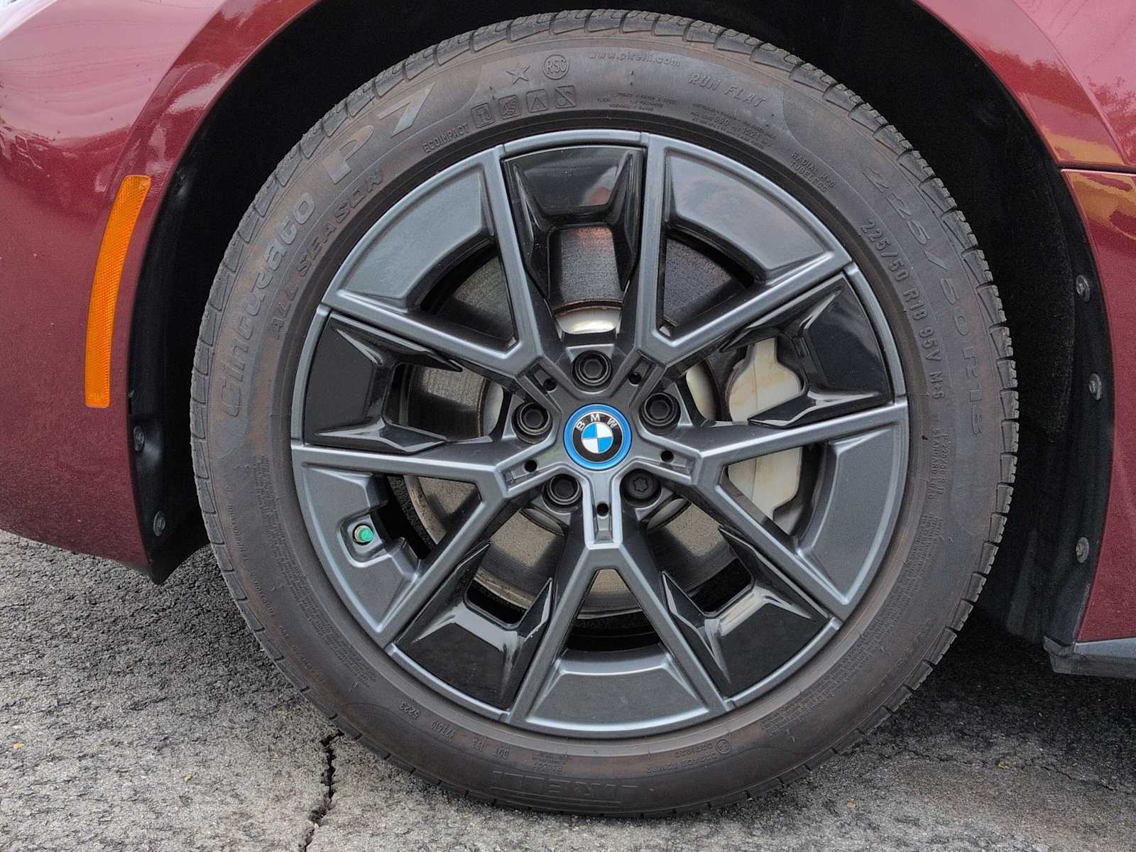 Thumbnail: 2023 BMW i4 - 14
