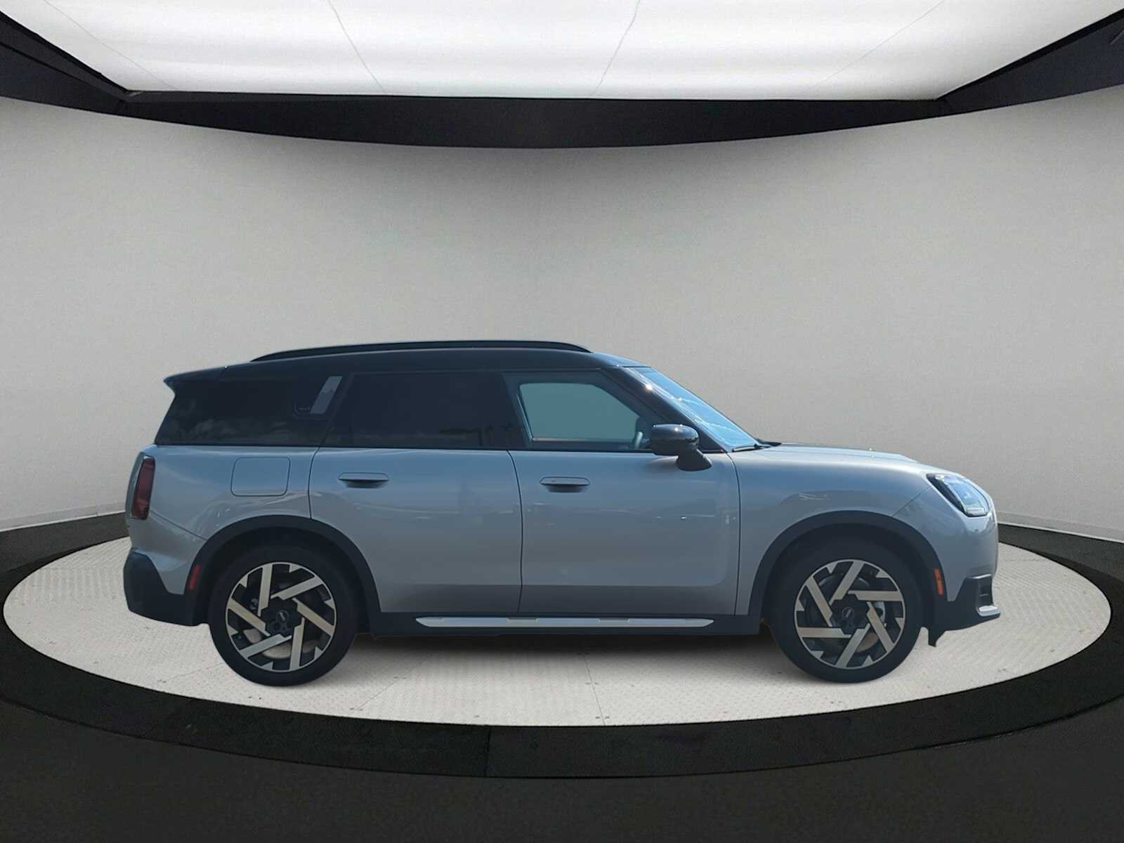Thumbnail: 2025 MINI Cooper Countryman - 9