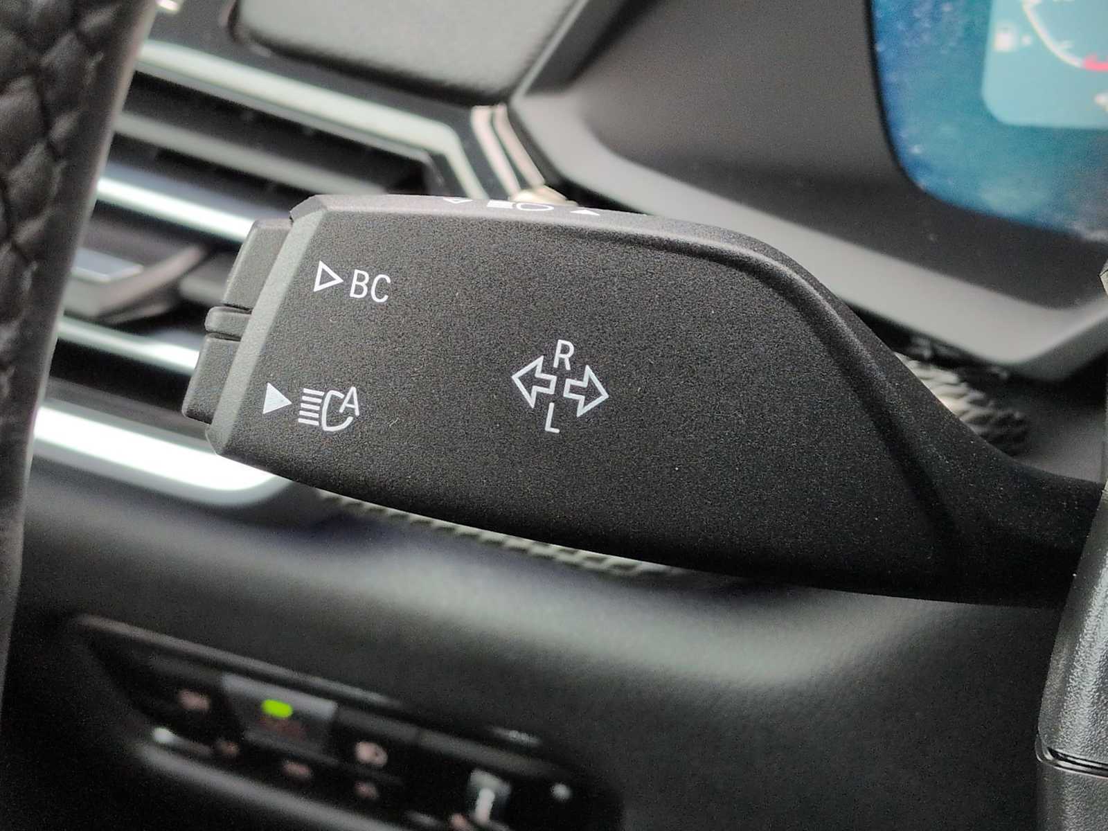 Thumbnail: 2023 BMW X6 - 27