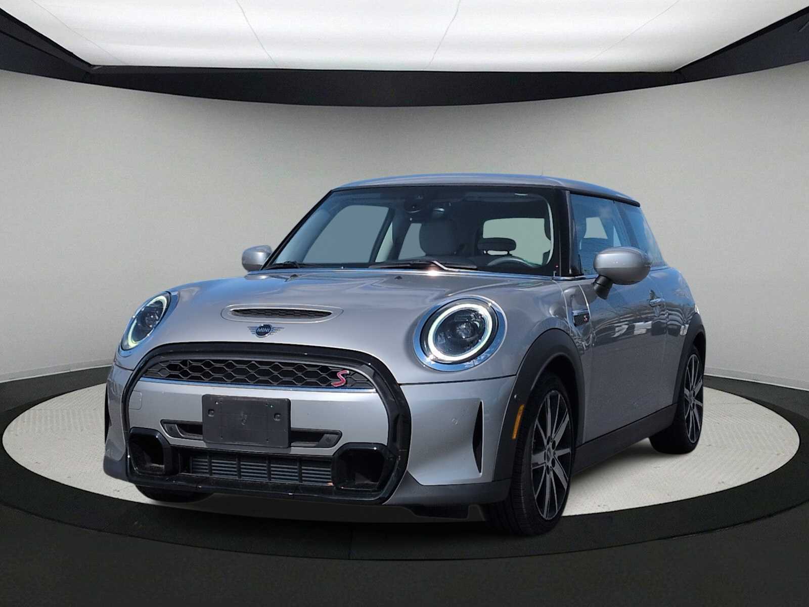 Thumbnail: 2024 MINI Cooper Hardtop - 4