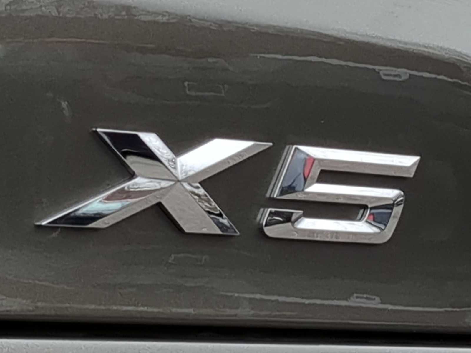 Thumbnail: 2026 BMW X5 - 13