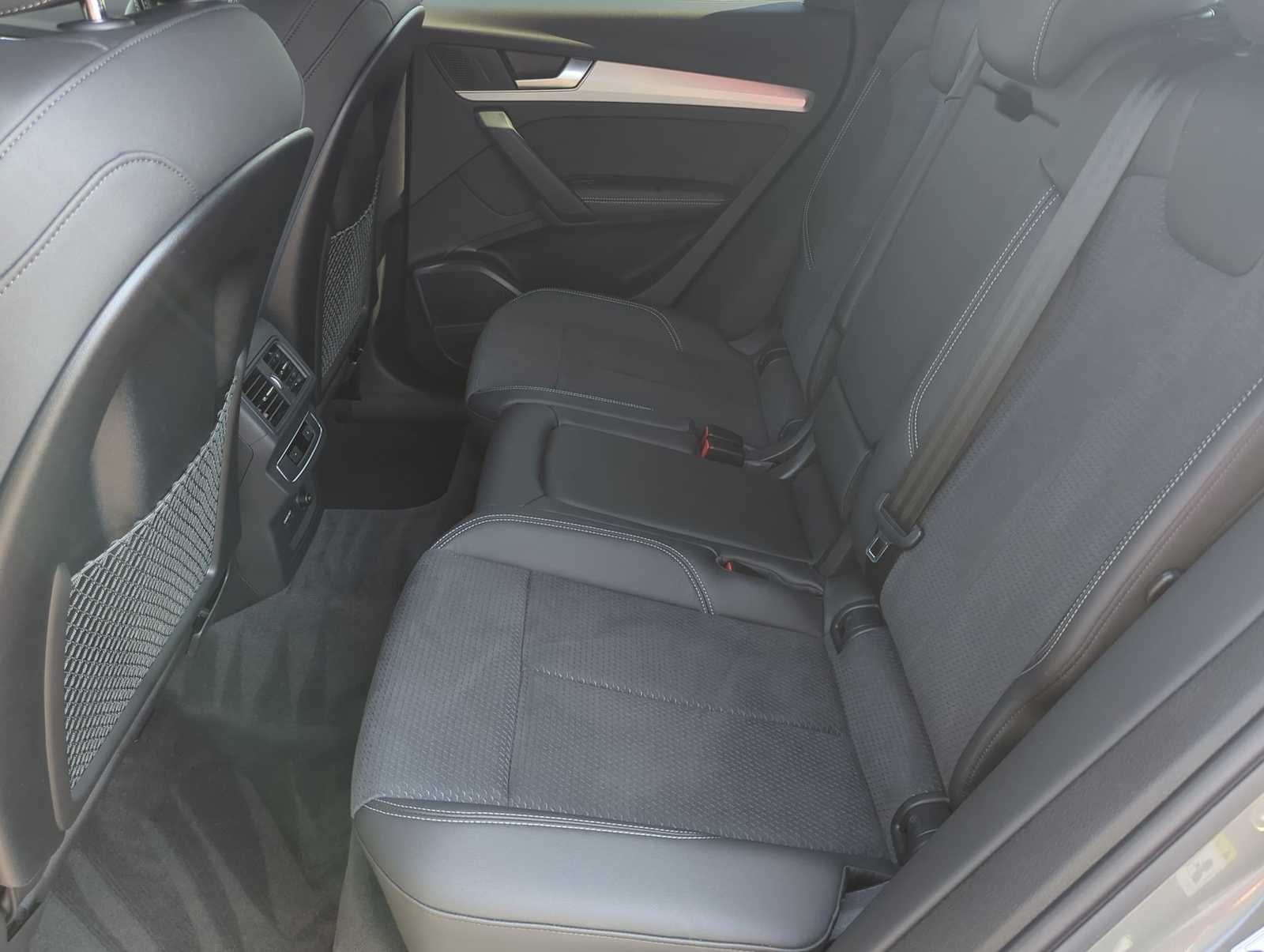 Thumbnail: 2023 Audi Q5 - 20