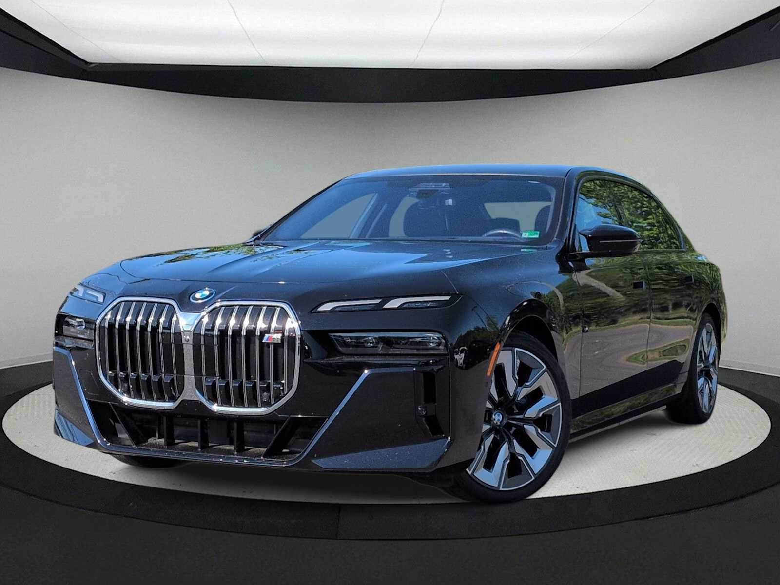 Thumbnail: 2024 BMW i7 - 1