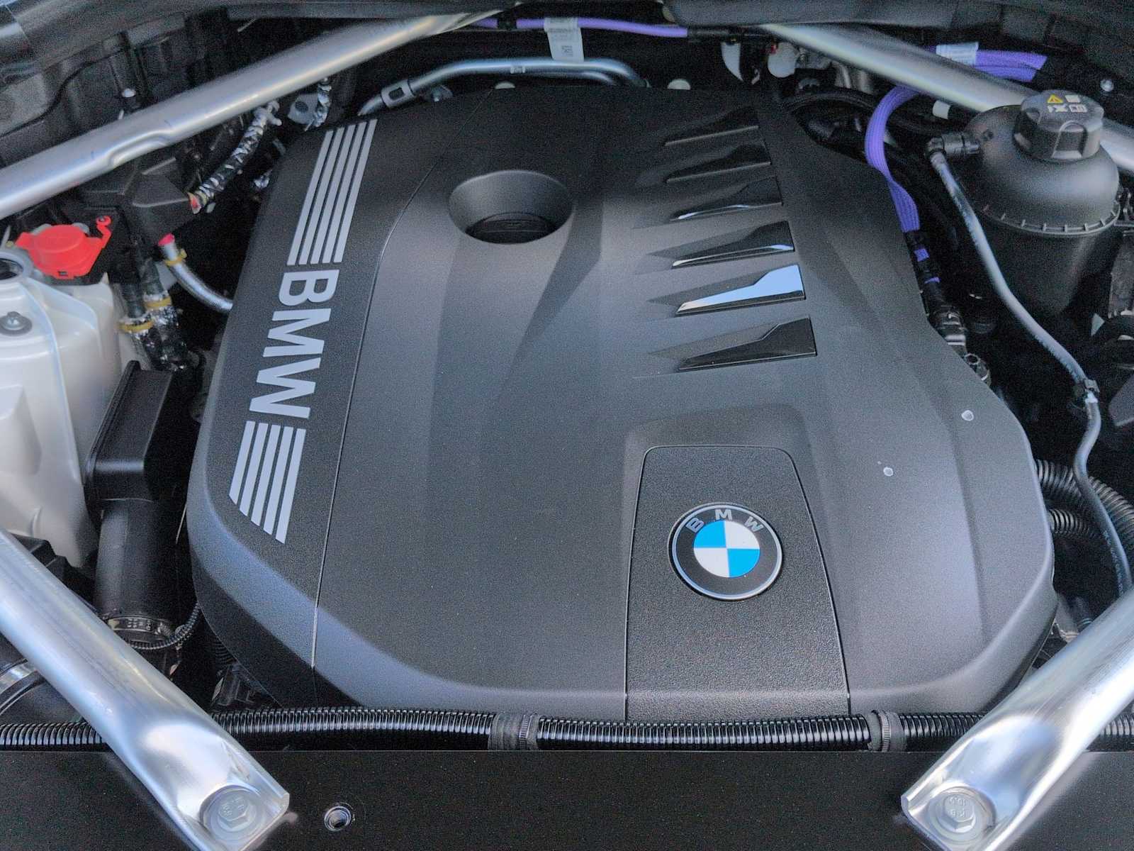 Thumbnail: 2026 BMW X5 - 15