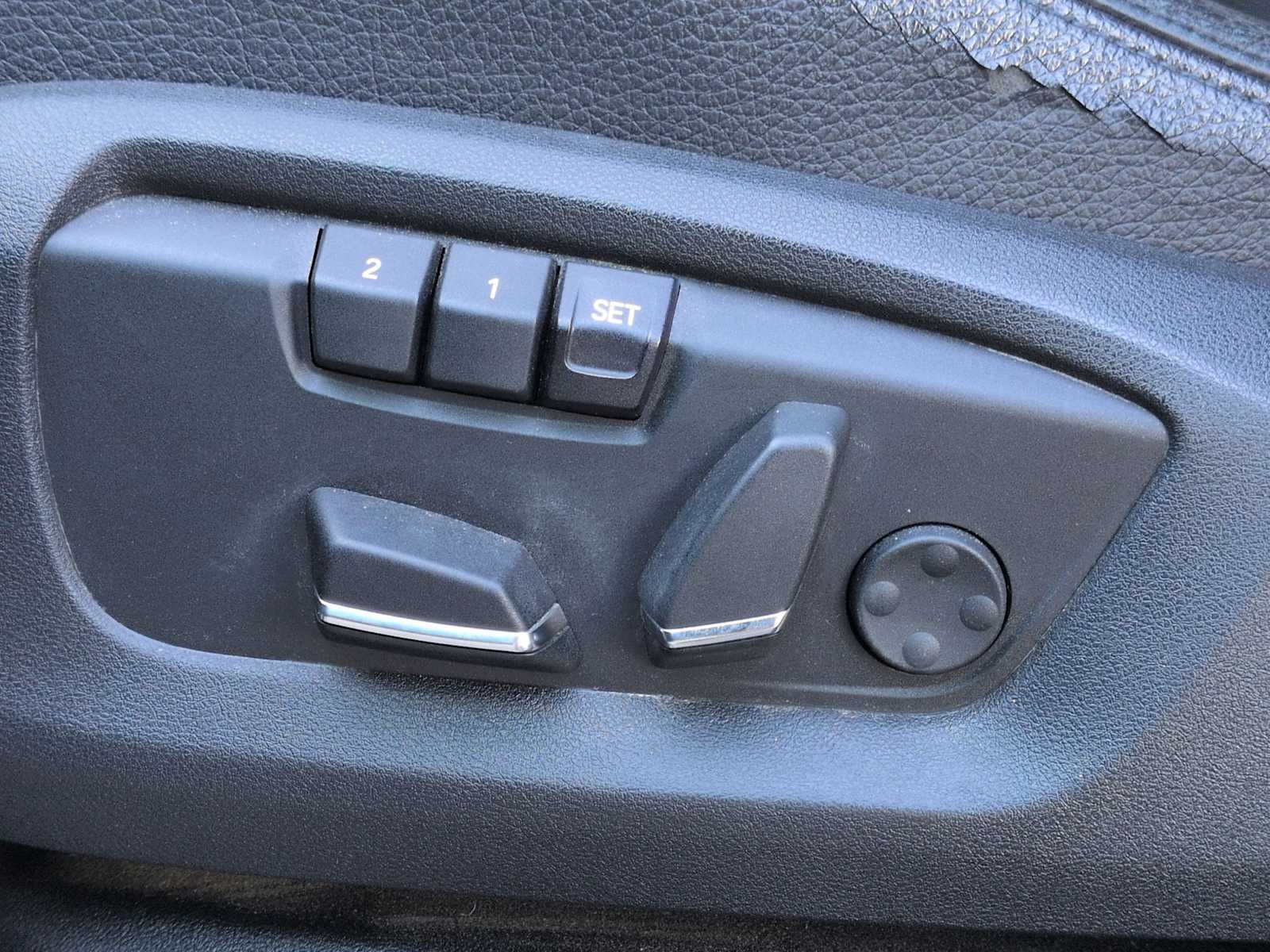 Thumbnail: 2015 BMW X5 - 18