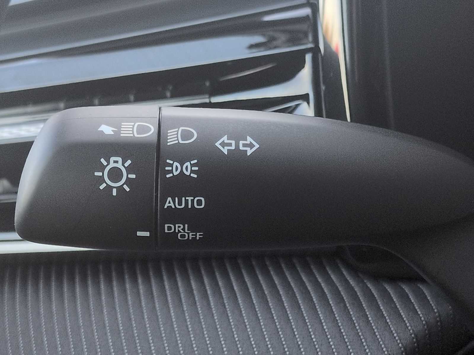 Thumbnail: 2025 Toyota Camry - 29