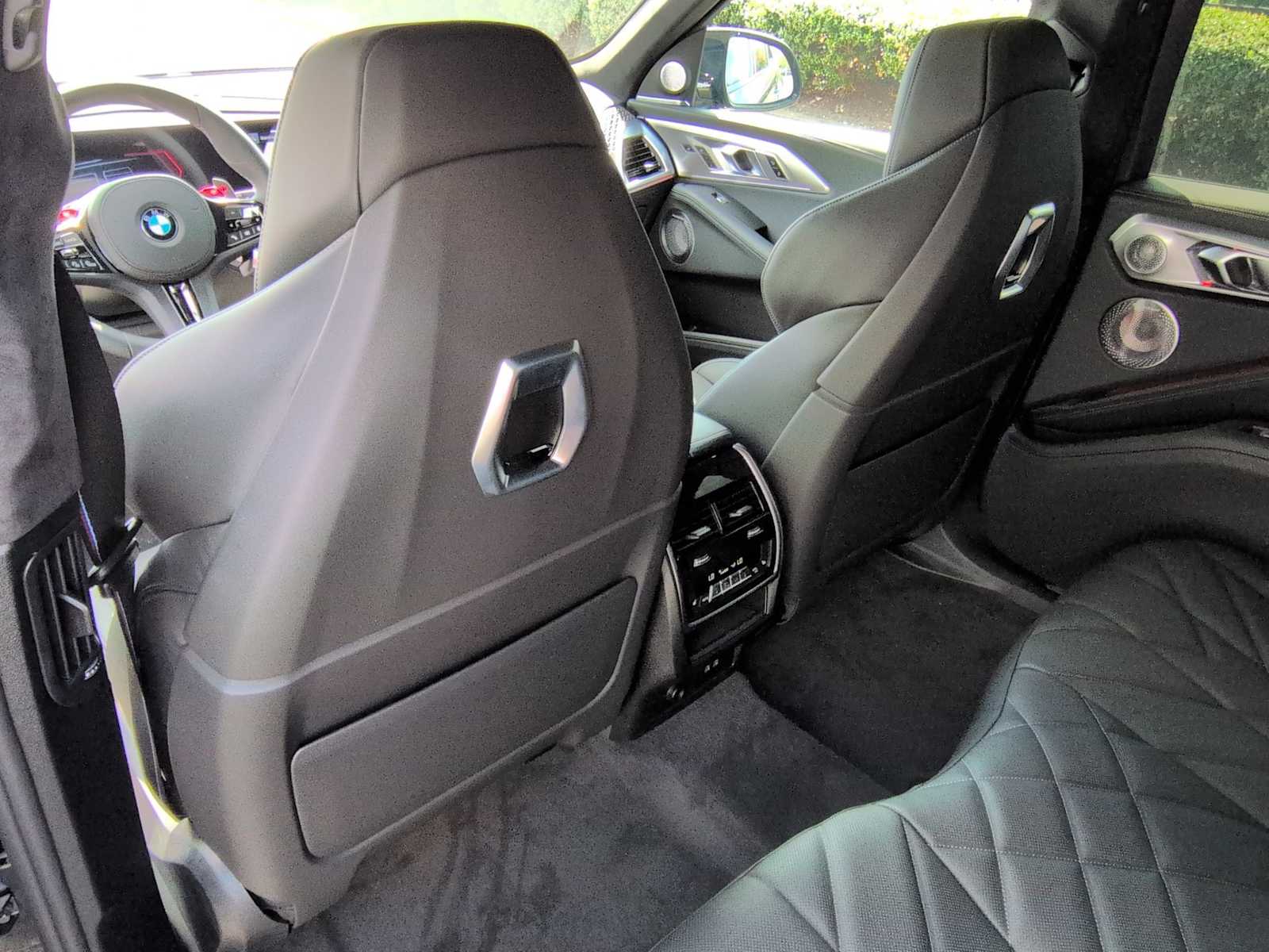 Thumbnail: 2026 BMW XM - 19