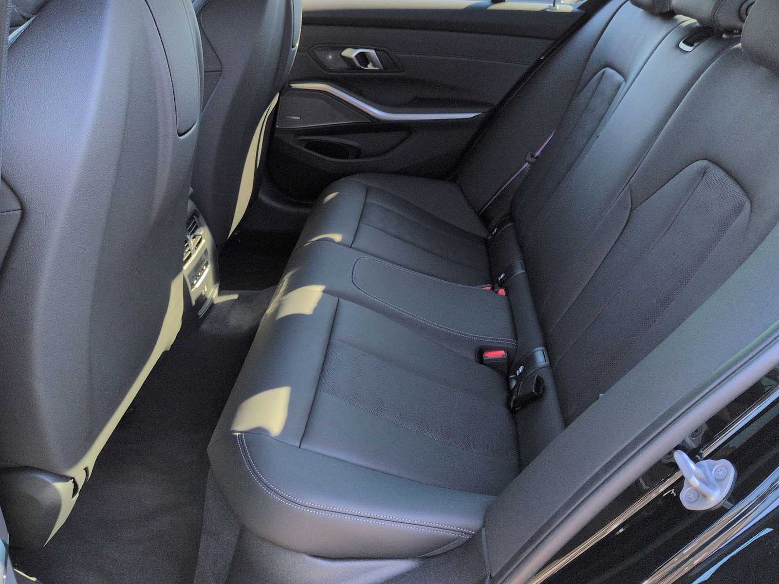 Thumbnail: 2024 BMW M3 - 20