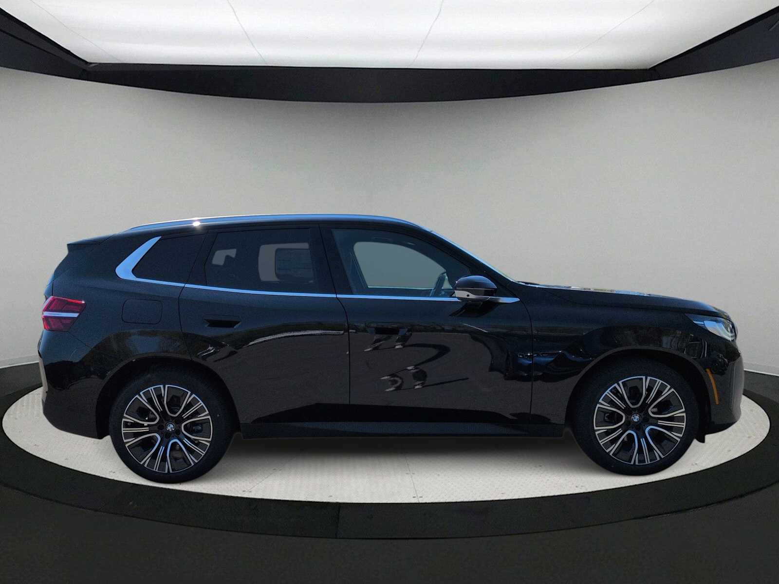 Thumbnail: 2026 BMW X3 - 9