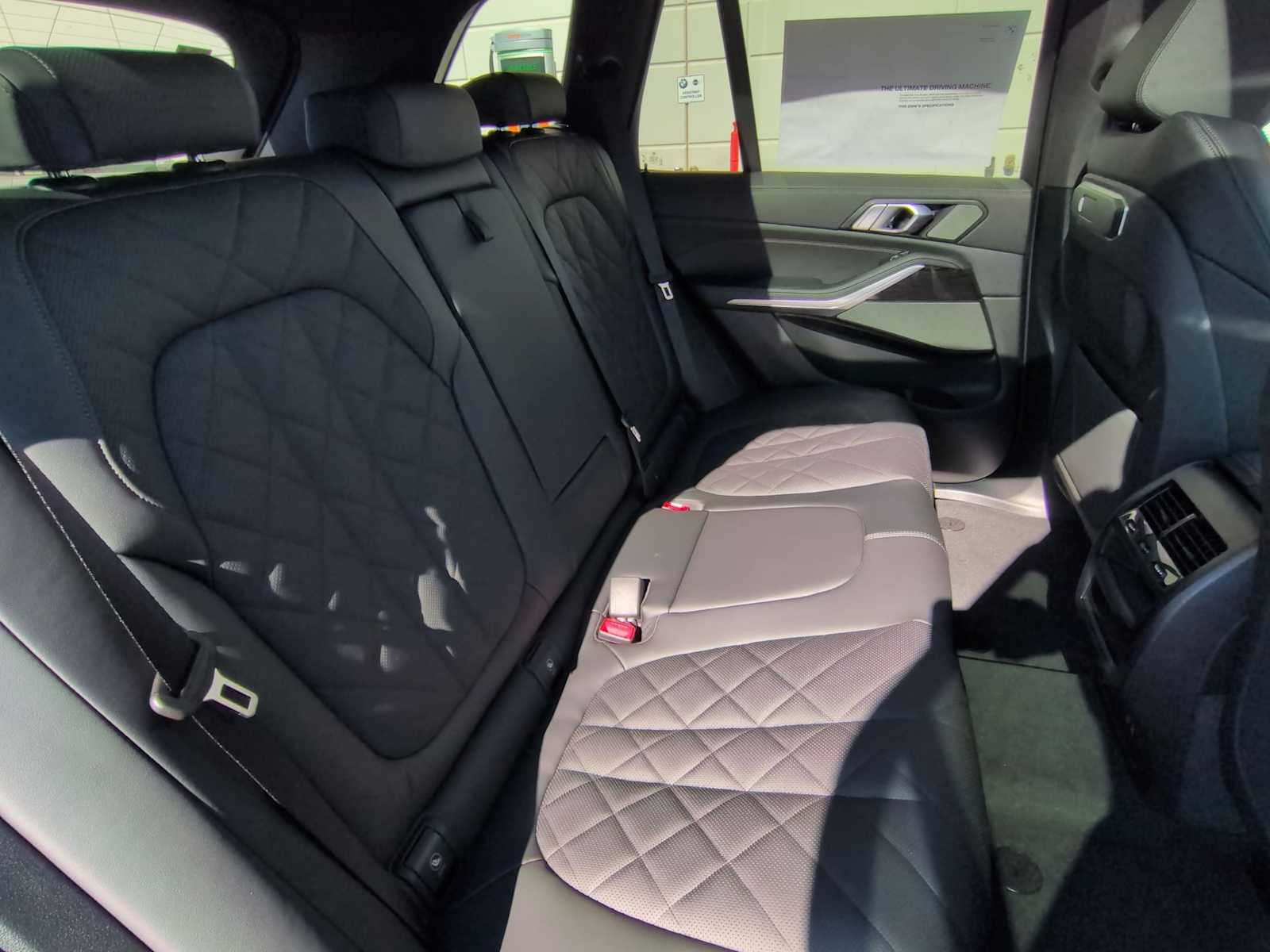 Thumbnail: 2026 BMW X5 - 22