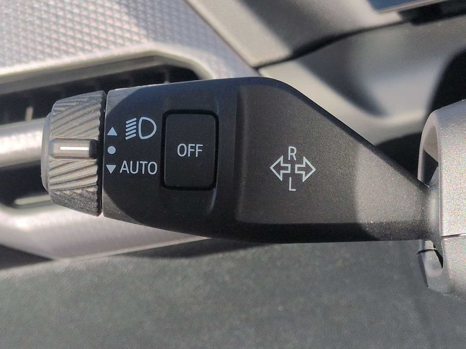 Thumbnail: 2025 BMW 2 Series - 29