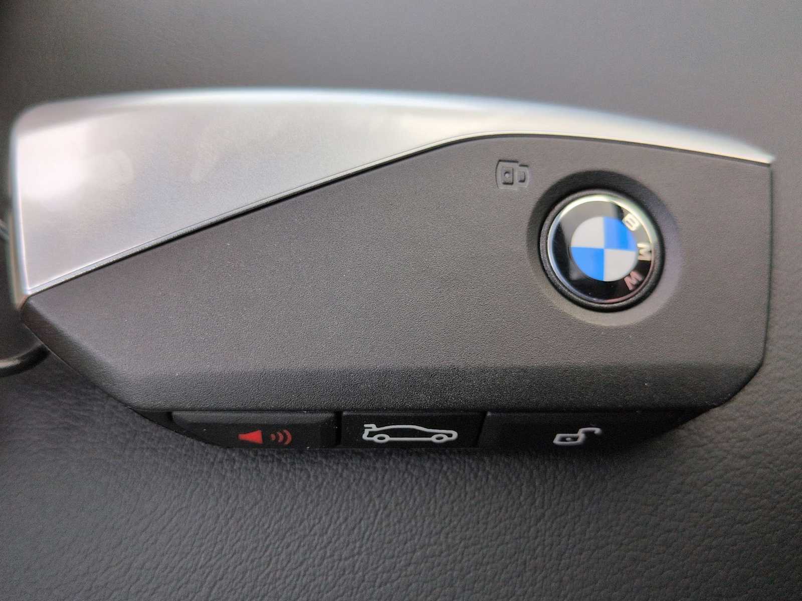 Thumbnail: 2026 BMW X6 - 38