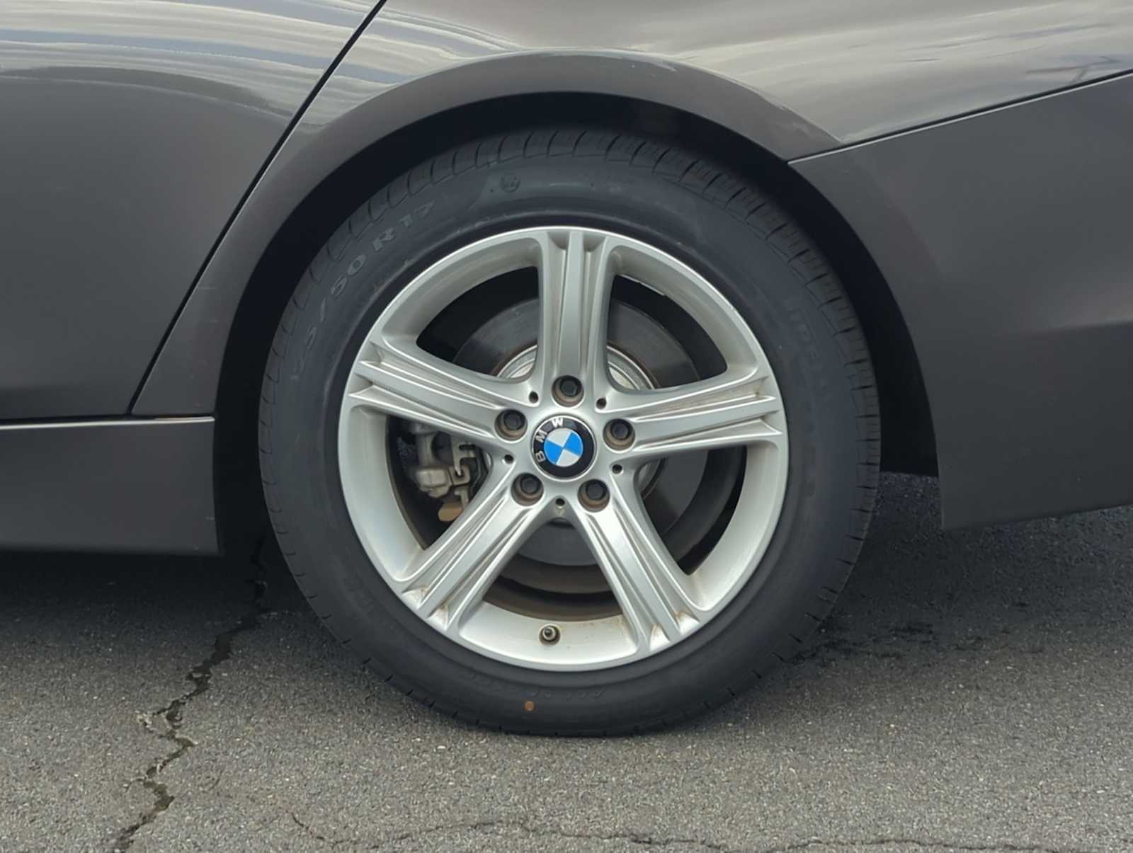 Thumbnail: 2015 BMW 3 Series - 14