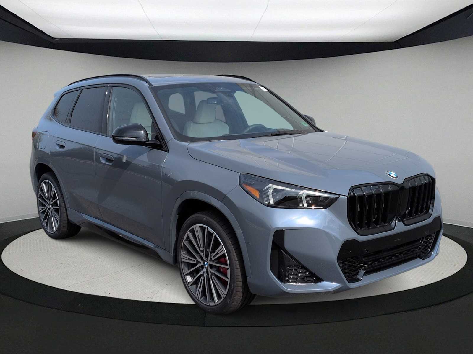 Thumbnail: 2026 BMW X1 - 2