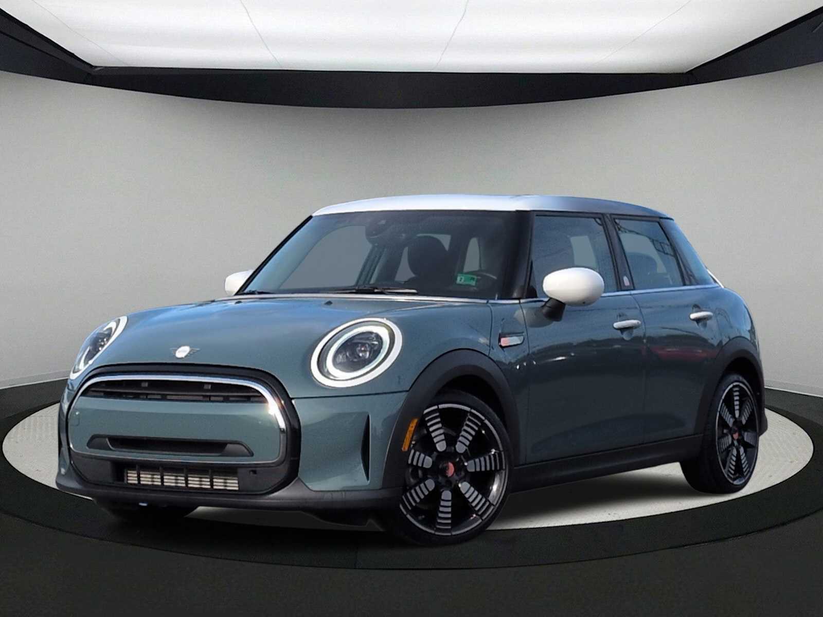 Thumbnail: 2023 MINI Cooper Hardtop - 1