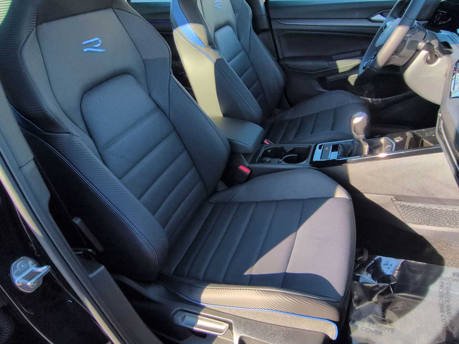 Thumbnail: 2024 Volkswagen Golf - 21