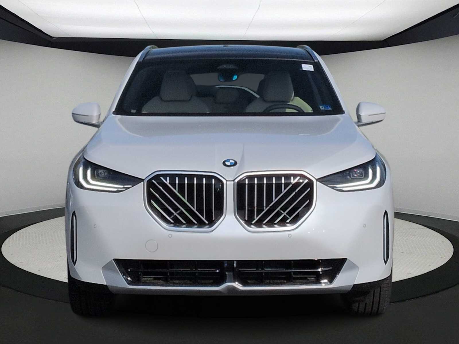 Thumbnail: 2026 BMW X3 - 3