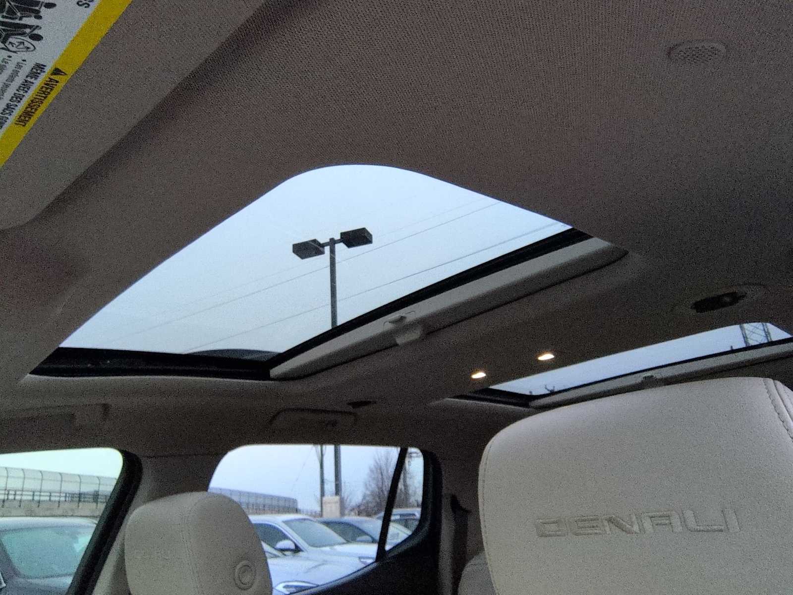 Thumbnail: 2017 GMC Acadia - 20