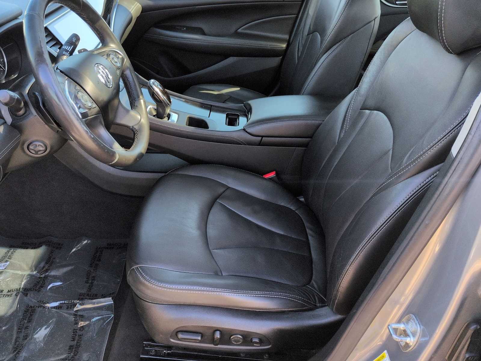 Thumbnail: 2017 Buick LaCrosse - 17