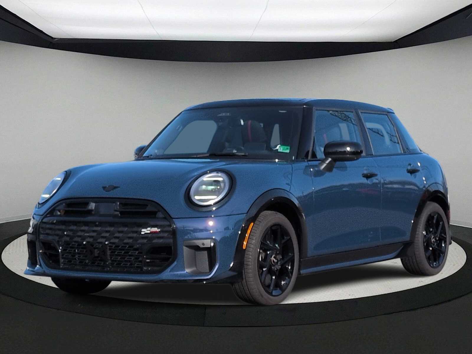 Thumbnail: 2025 MINI Cooper Hardtop - 4
