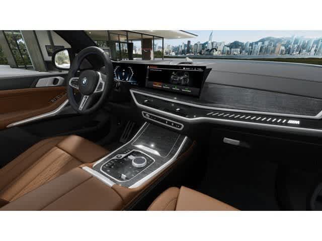 Thumbnail: 2026 BMW X7 - 14