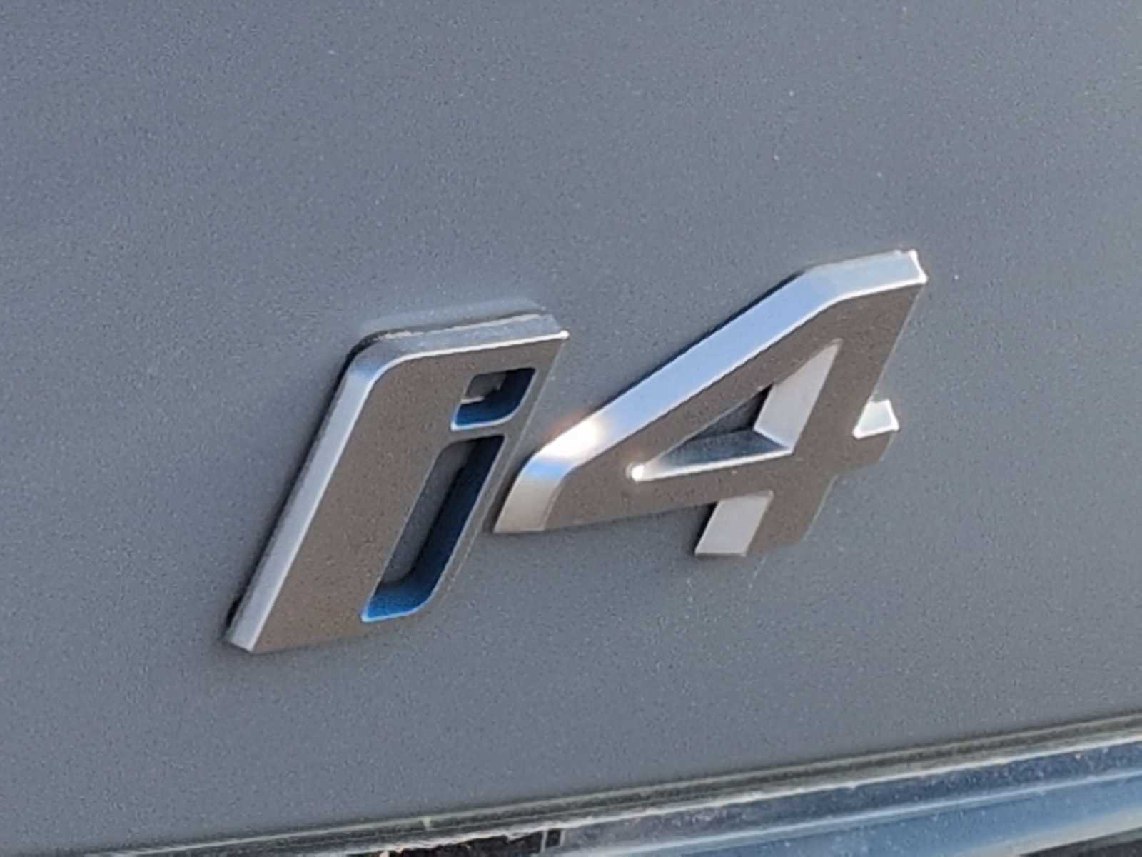 Thumbnail: 2025 BMW i4 - 13