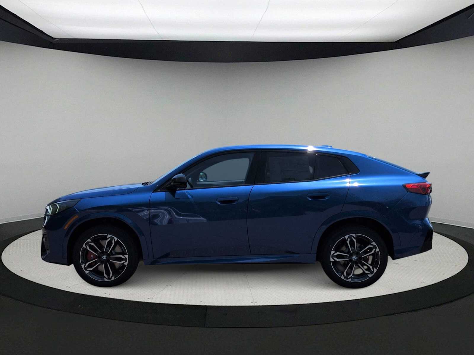 Thumbnail: 2026 BMW X2 - 5