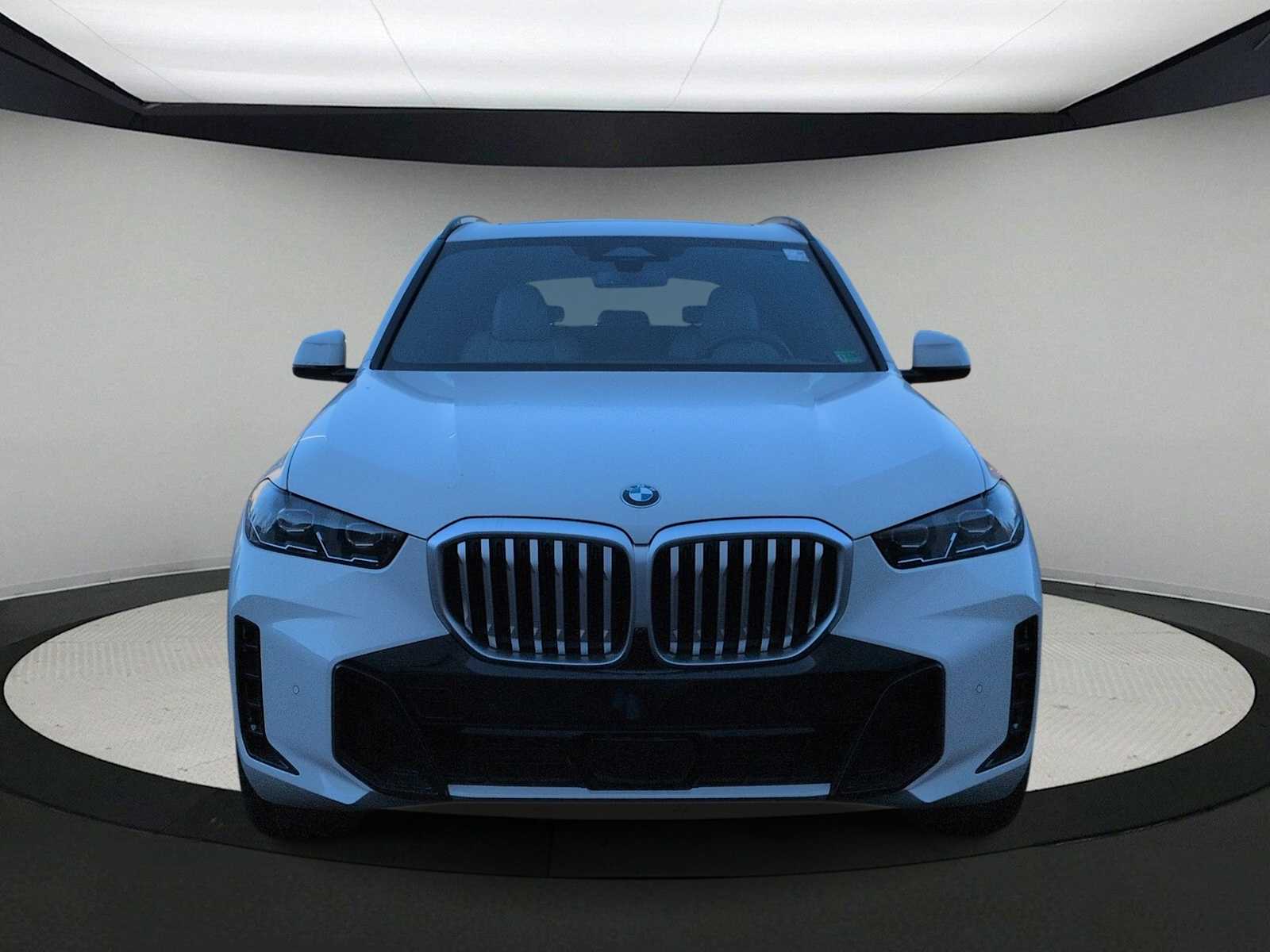 Thumbnail: 2026 BMW X5 - 3