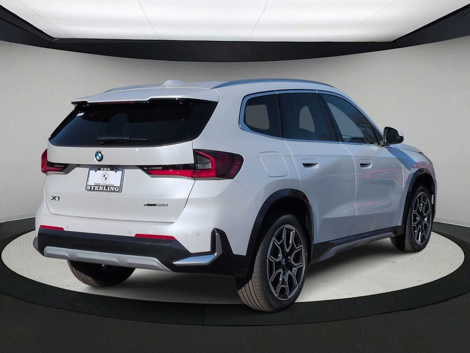Thumbnail: 2026 BMW X1 - 8